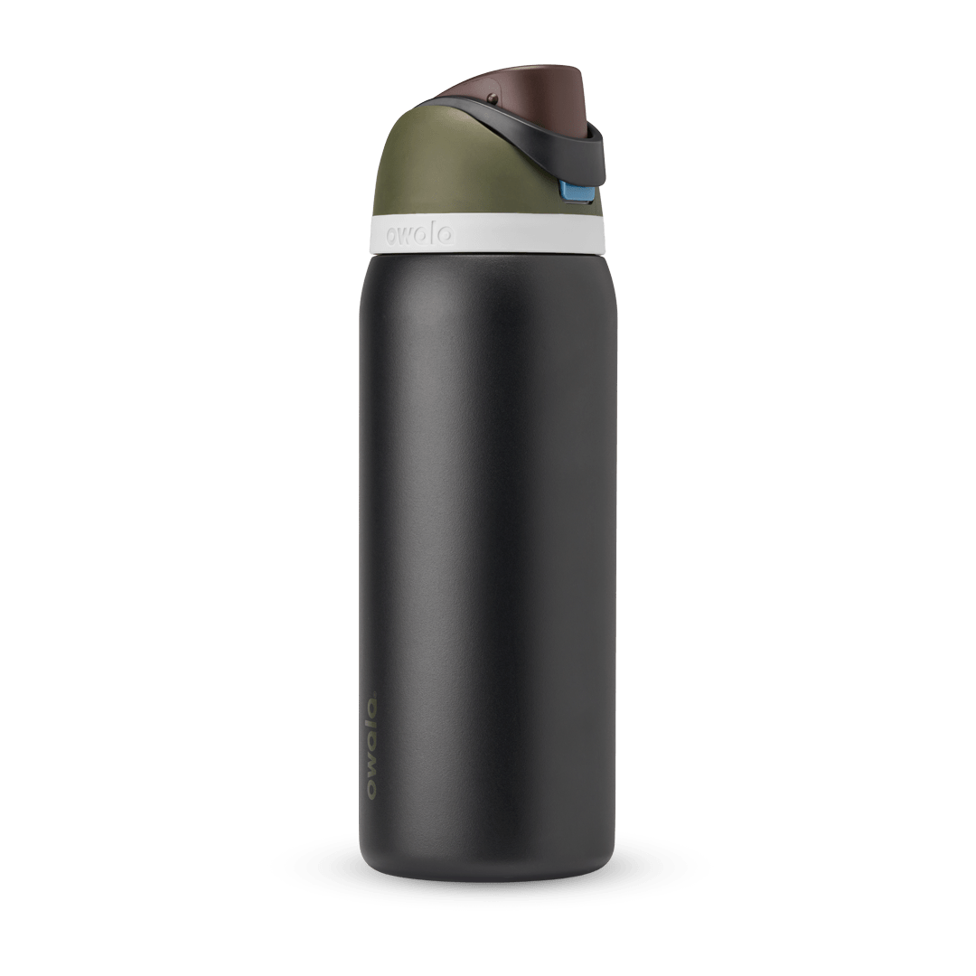 FreeSip 32oz water bottle